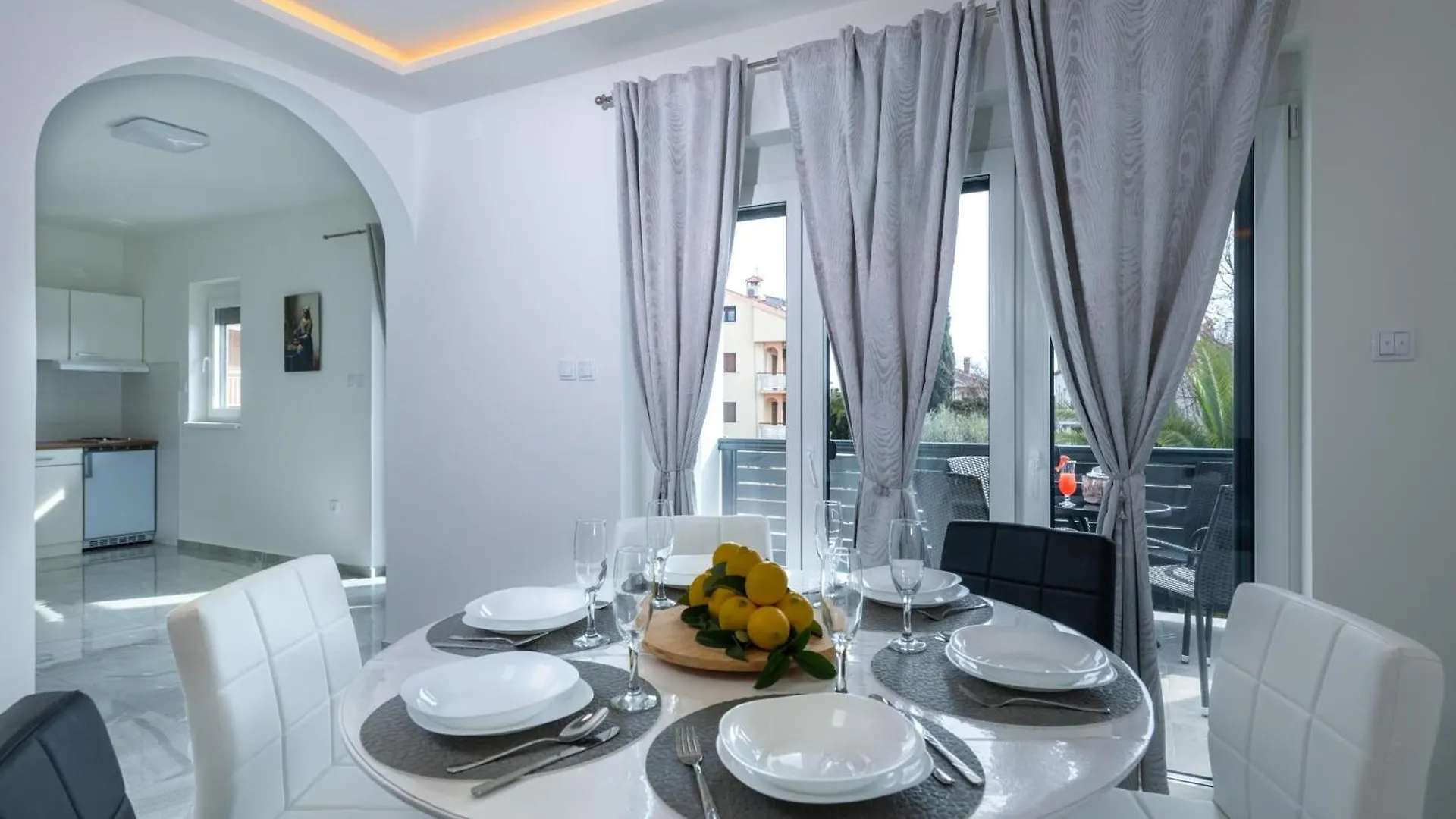 Apartments Villa Lili Near The Beach Porec 0*,  Croatia