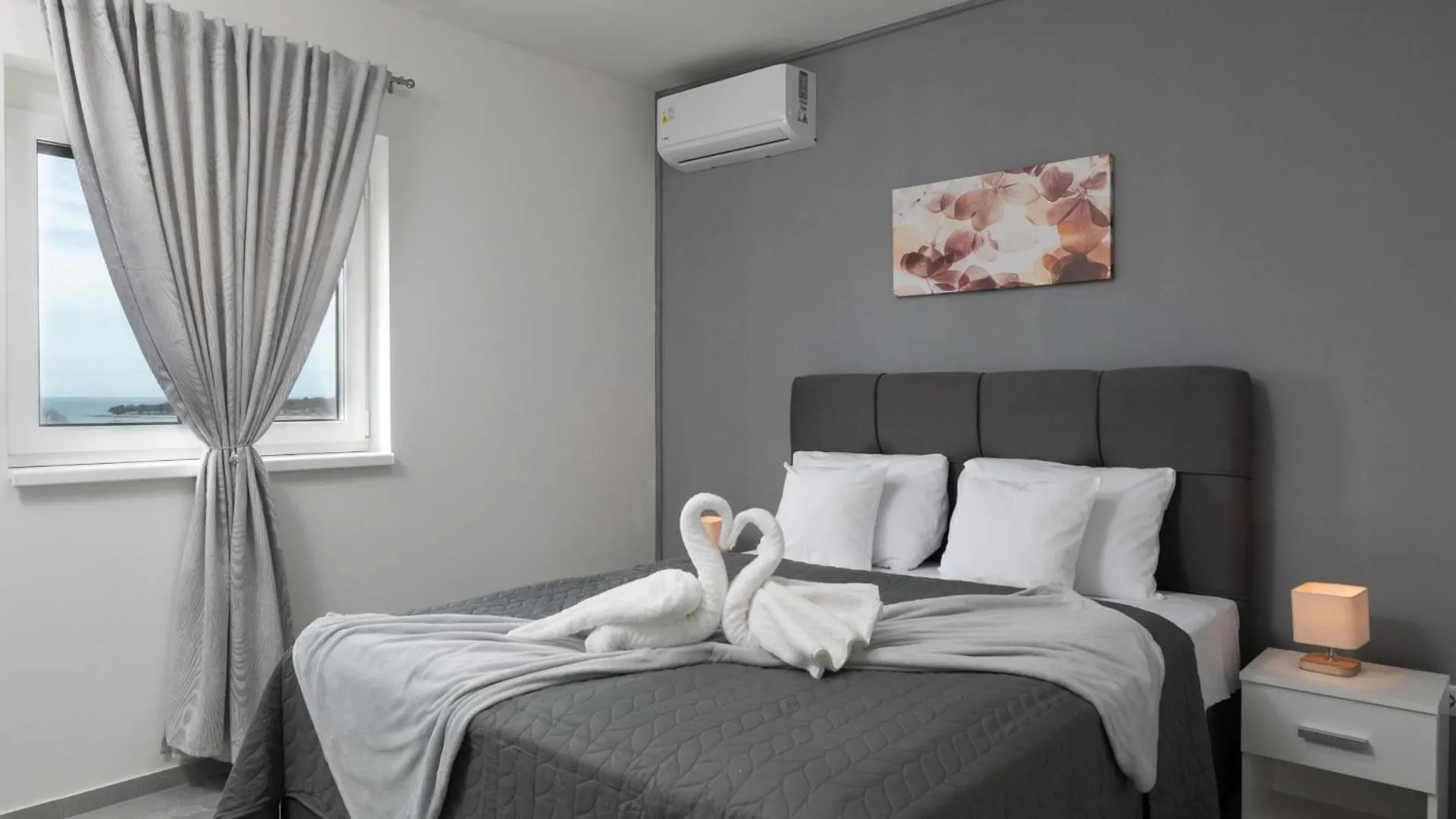 Apartments Villa Lili Near The Beach Porec 0*,