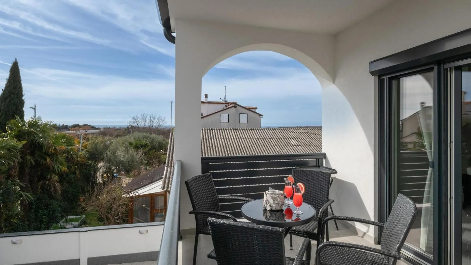 Apartments Villa Lili Near The Beach Porec