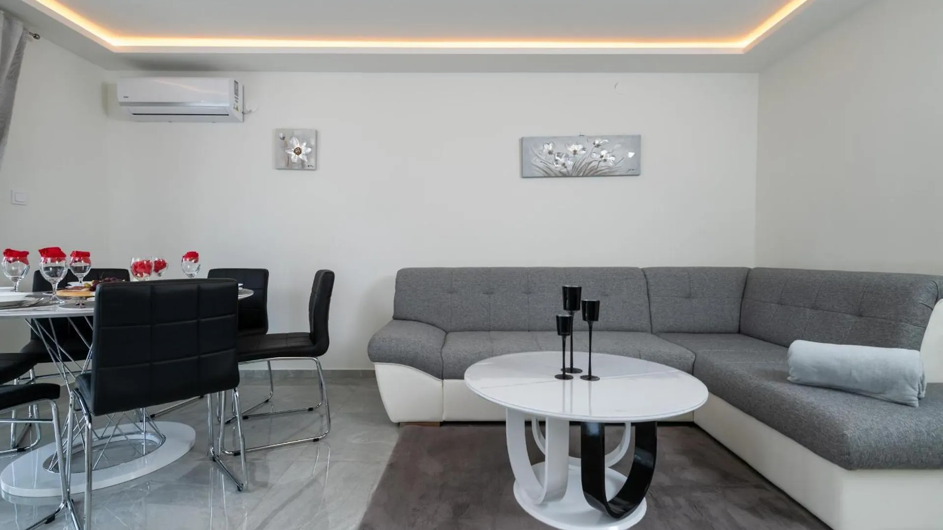 Apartments Villa Lili Near The Beach Porec 0*,
